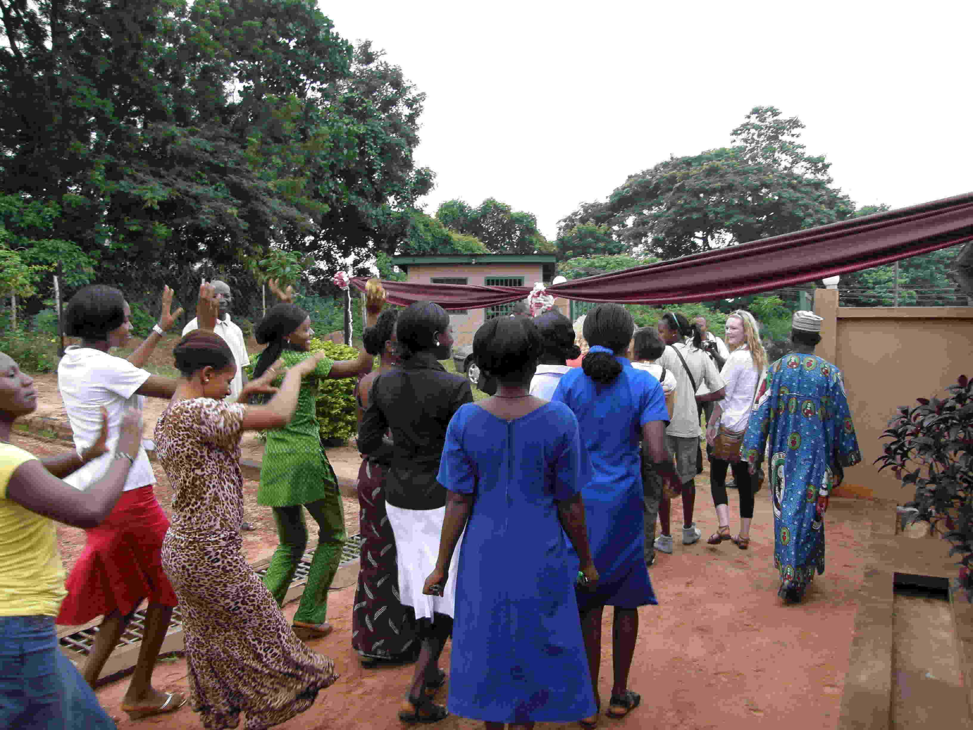 dancing ladies